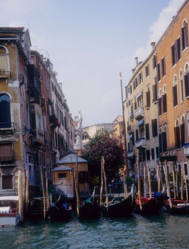 gondolas